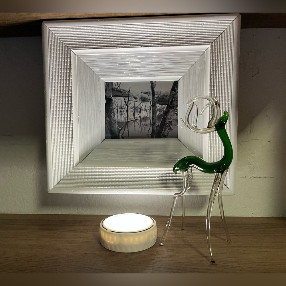 HANDBLOWN ART GLASS DEER & BOXED FRAME WINTER SCENE WALL ART COMBO